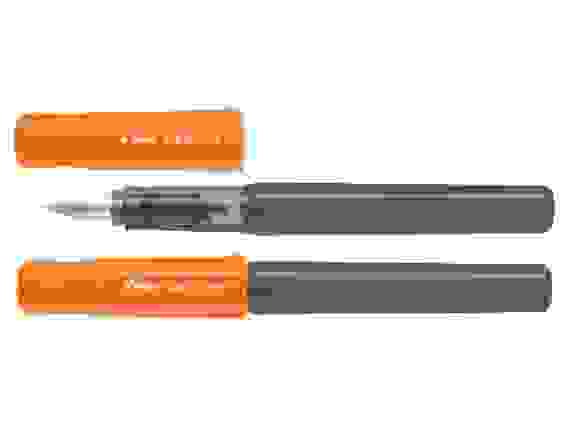 Ручка перьевая PILOT Kakuno, оранжево-серый корпус, перо Medium